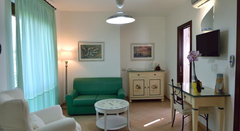 Agriturismo Torre Dei Preti 페스키치 객실 사진