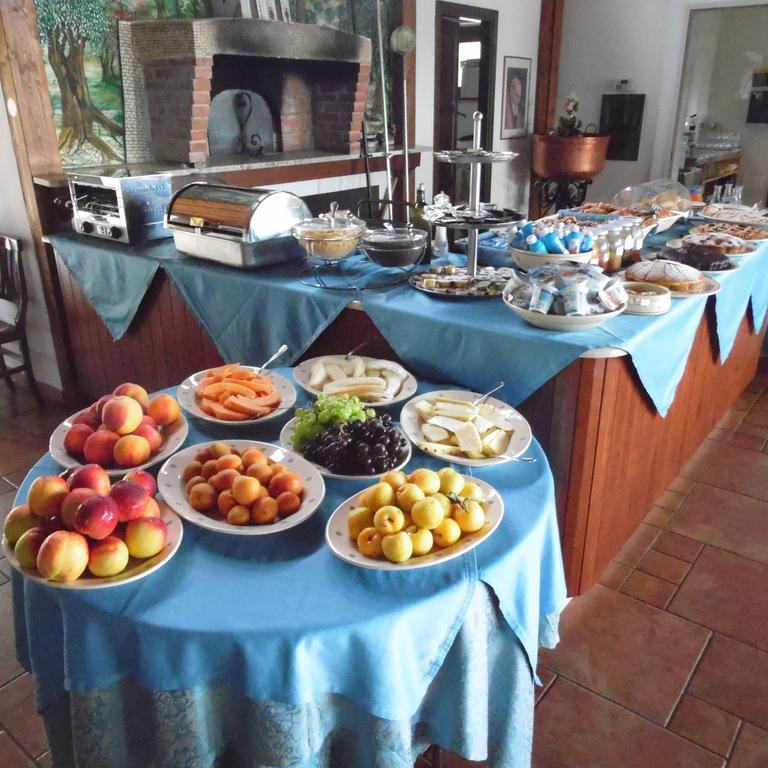 Agriturismo Torre Dei Preti 페스키치 외부 사진