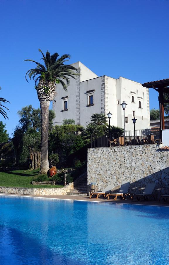Agriturismo Torre Dei Preti 페스키치 외부 사진